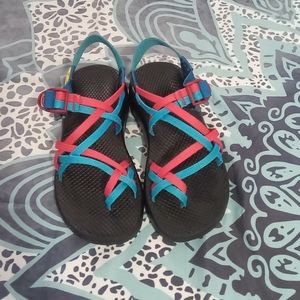 Red/Blue Chacos ZX/2 size W8